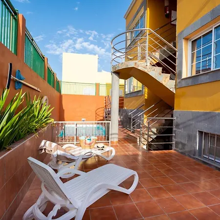 Tita Montana La Data San Bartolomé