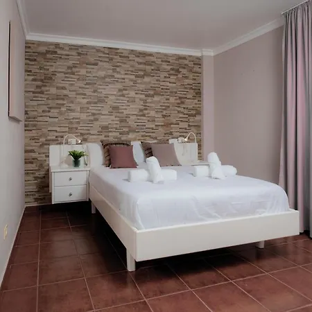 Tita Montana La Data Lägenhet